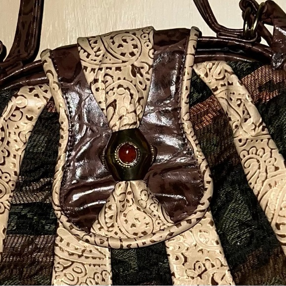 Brand New with tag Park Avenue Genuine Leather Purse - Picture 4 of 9